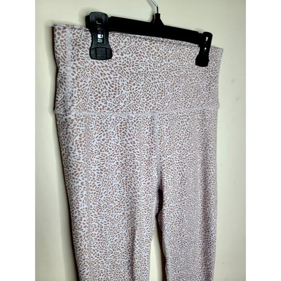 All Fenix white tan leopard print athletic leggings - medium - Picture 2 of 7
